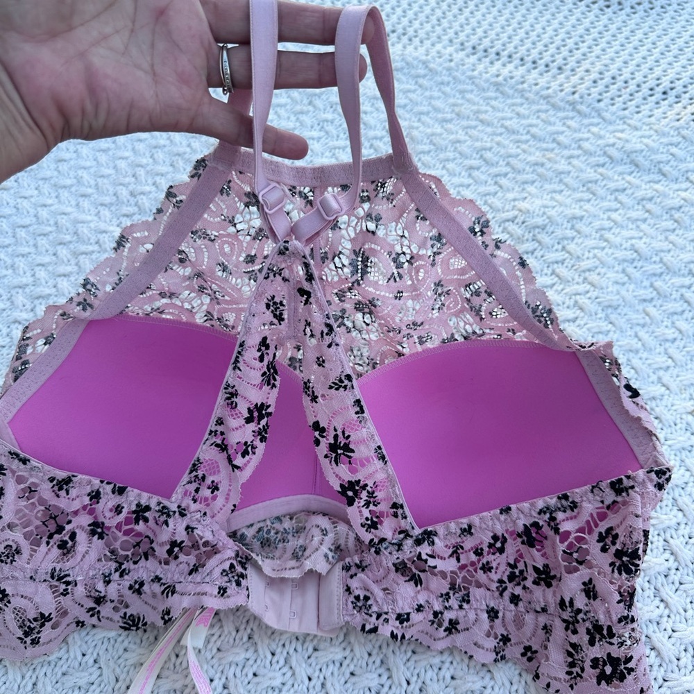 PINK XL WOMENS Floral Lace Bralette in Lavender and Black - Picture 7 of 12